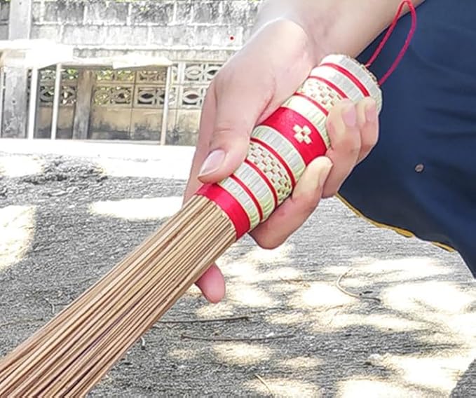 32 inch Multi-Surface Sturdy Outdoor Authentic Coconut Leaf Broom Asian Heavy Duty Broom Thai Natural Coconut Leaf Broom (Country Rustic) 1 Piece (2 piece)