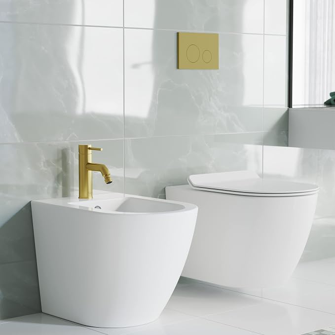 Swiss Madison Well Made Forever SM-DF81BG Ivy Bidet Faucet in Brushed Gold