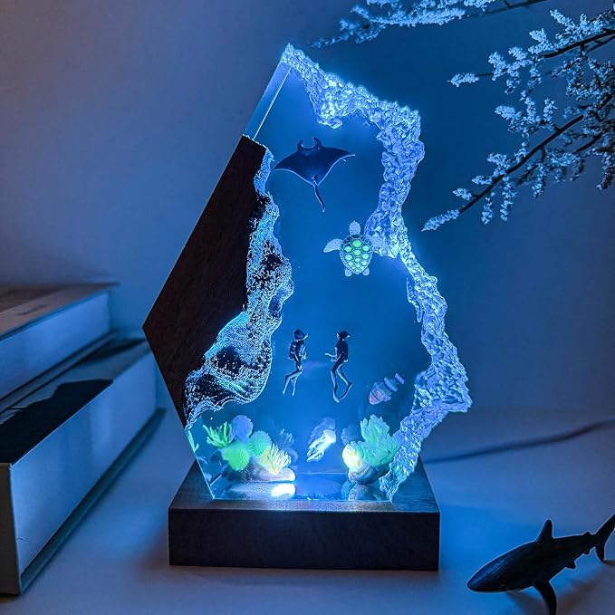 Scuba Diving Resin Ocean Lamp,Handmade 3D Ocean Night Light With Woodden Base,Variable Lights, Scuba Diver Gifts, Diving Enthusiast Collectibles, Unique Birthday Holiday Gifts for Men & Women(M 8"x5")