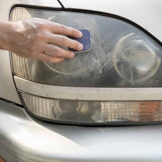 Rain-X 800001809 Headlight Restoration Kit - Cleans and Restores Headlights By Removing Haze and Discoloration Due to Oxidation