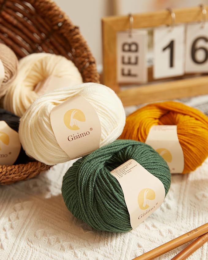 100% Merino Wool Yarn, 6-Ply Luxurious and Soft Yarn for Hand Knitting & Crocheting, 1.76 OZ/50g, 127 yds/116 Meters (White, 3 Balls)