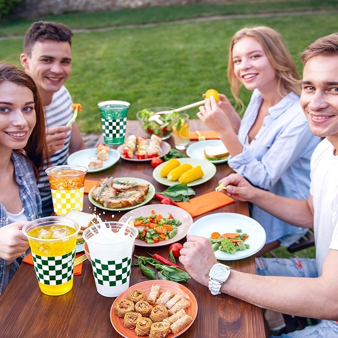 SiliFine 50 Pcs 12 oz Dark Green Checkered Plastic Cups Clear Disposable Gingham Plaid Party Cups for Baby Shower Golf Camp Parties Picnic Party Decorations