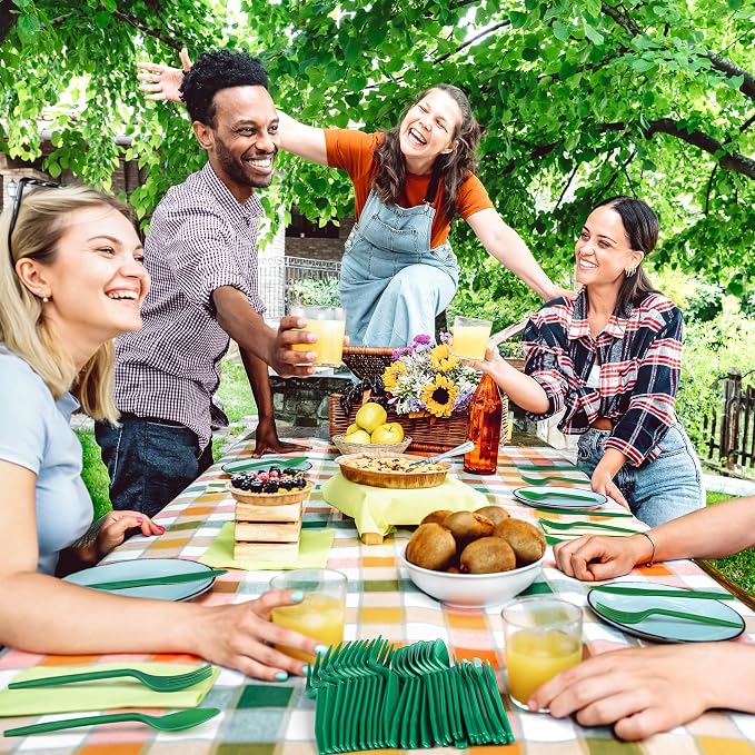 Kochorie 360 Pieces Dark Green Plastic Cutlery Set Disposable Plastic Utensils Heavy Duty Flatware Set Includes 120 Knives 120 Forks 120 Spoons for Birthday Graduation Party, Picnic