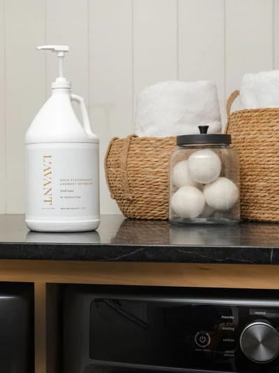 L'AVANT Collective Luxury Laundry Detergent | Bulk 1 Gallon | Blushed Bergamot | Natural Non-Toxic Liquid Laundry Soap with Enzymes | Plant-Based, 5x Concentrated, HE Compatible | 128 oz