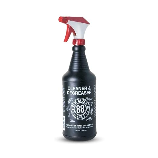Cleaner & Degreaser | Multi Surface Car & Marine Cleaner for Interior, Exterior | Removes Grease & Grime Residue on Metal, Plastic, Cloth, Vinyl, Carpet (1, 32oz)