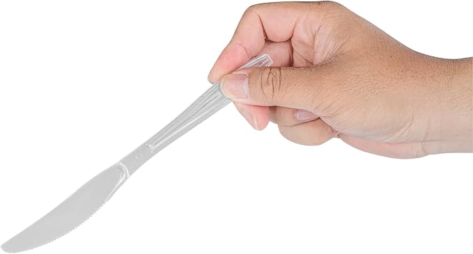 Restaurantware Moderna 7.3 Inch Disposable Knives 250 Recyclable Plastic Knives - Crack-Resistant For All Types Of Meals Clear Plastic Cutlery