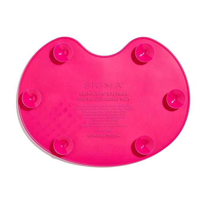 Sigma Beauty Sigma Spa® Express Brush Cleaning Mat (Pink) — Silicone Makeup Brush Cleaning Mat with Suction Cups for Cleaning Makeup Brushes, Compact Design Fit for Any Travel Makeup Kit