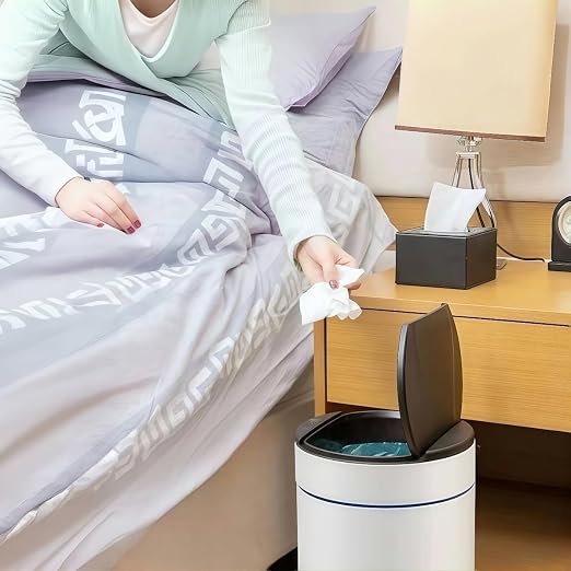 Garbage Can with Lid, Intelligent Sensor Opening and Closing, Small Garbage Can for Living Room, Bedroom, Kitchen and Bathroom (2, White)