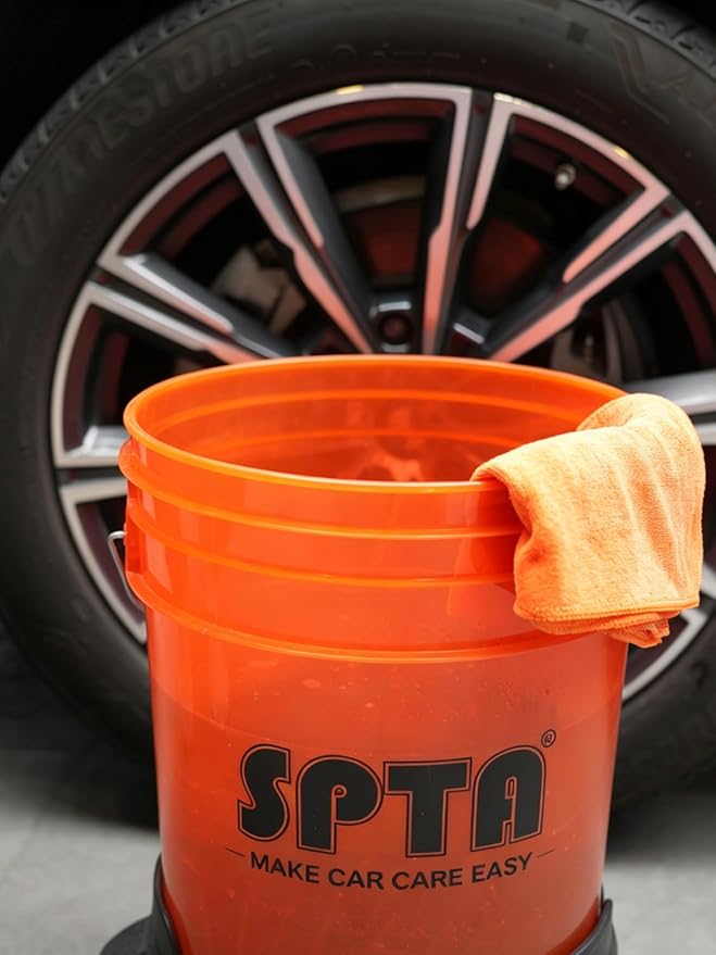 SPTA 33Pcs Car Wash Bucket Set, 20L Scratch Free Detailing Bucket with Car Wash Filter Wash Mitt Sponge Towels Tire Detailing Brush Set, Exterior Interior Car Detailing Set, Complete Car Care Tools