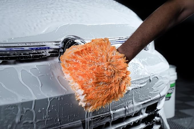 CARPRO Fairytale Mitt - Premium Ultra Soft Microfiber Wash Mitt with a Handy Tail for Extended Reach (1 Pack)
