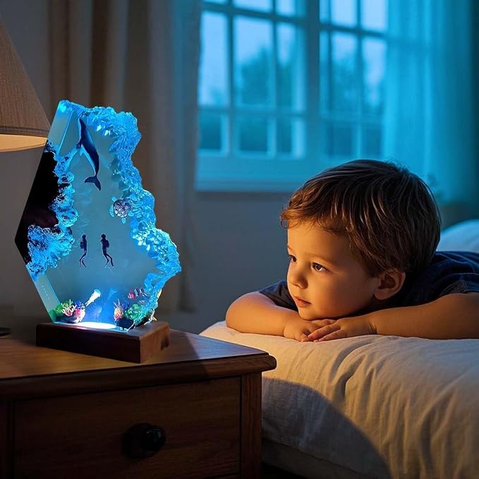 Scuba Diving Resin Night Light, USB Powered Resin Ocean Lamp with Wooden Base, Variable Lights,Whale Shark Decor for Home Office, Shark Gifts for Ocean Enthusiasts, Christmas Day,Birthday (M 8"x5")
