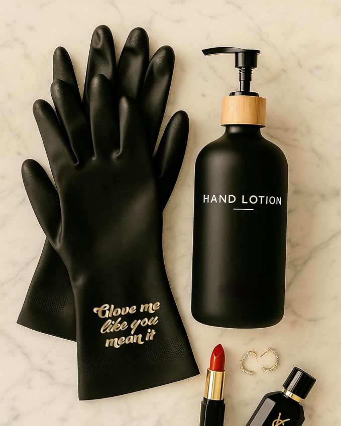 We Glove It™ Chic Black Dishwashing Gloves – Stylish, Reusable & Fun Gift with Flirty Sayings for Kitchen Cleaning