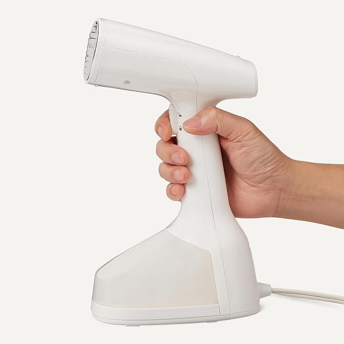 Amazon Basics Handheld Garment Steamer for Clothes, 1500W Turbo Extreme Steam with Dual Steam Modes, Auto Shut-off, Fabric Accessories, White