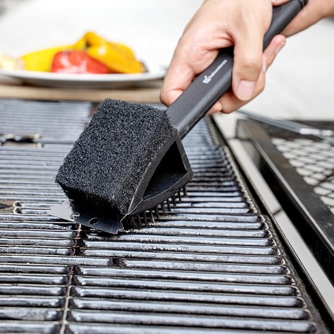 Restaurantware Met Lux 15-Inch Grill Brush 1 Durable Grill Cleaning Tool - Scraper Scouring Pad Matte Black Plastic Grill Accessory For All Types Of Grills