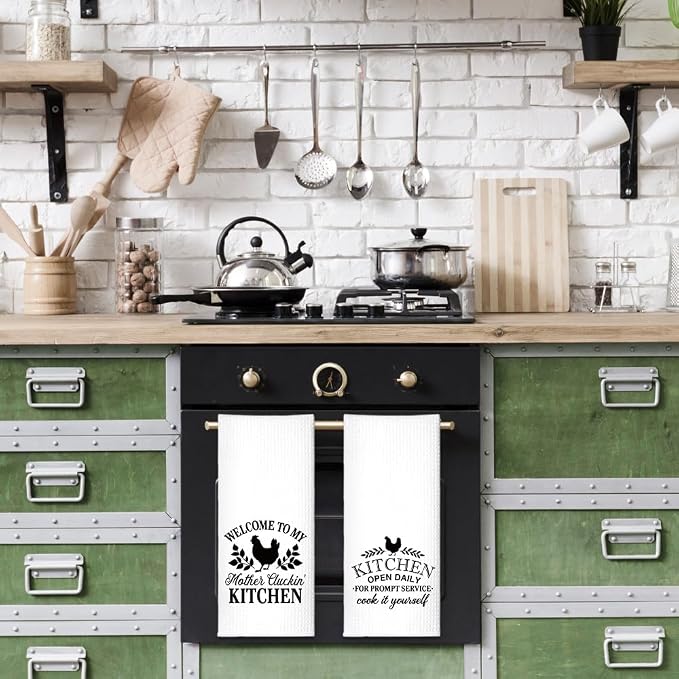 Welcome to My Mother Cluckin' Kitchen Funny Kitchen Towels 2 Pack, Kitchen Gifts for Mom from Son Daughter, Cute Mom Kitchen Decor Towels, Mother's Day Birthday Gifts for Mom New Mom Hostess