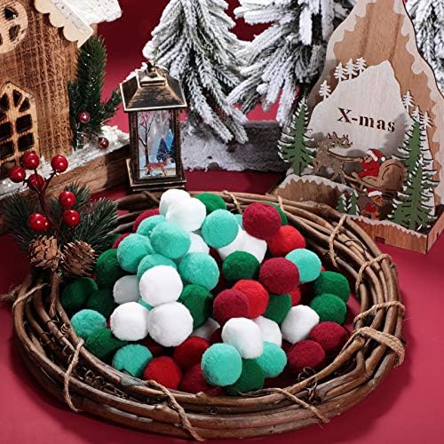 Syhood 200 Pcs Felt Balls Christmas Pom Poms Craft Handmade Red Green White 3 cm Felted Beads for DIY Christmas Garland Decorations Art Crafts