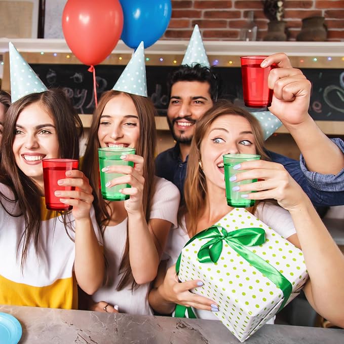 Teenyyou 150 Pcs Christmas Plastic Cups 10 oz Disposable Xmas Cups Heavy Duty Plastic Cup Red and Green Cocktail Cup Drinking Tumblers for Christmas Party Holiday Supplies