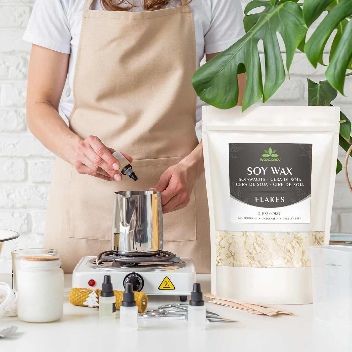 Soy Wax Flakes, Waxcanpy Natural Candle Wax, Organic Soy Wax for Candle Making from Farm, No Additives, Harmless and Pure (0.5lb)