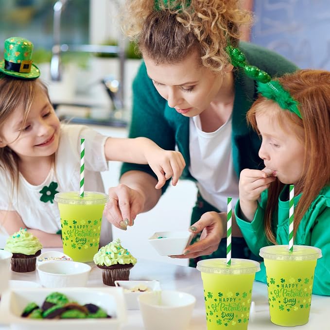 JarThenaAMCS 50Pcs St. Patrick's Day Plastic Cups with Lids and Straws 12oz Disposable Shamrock Drinking Cups Green Lucky Clover Cold Beverage Cups for Irish Holiday Beer Party Supplies