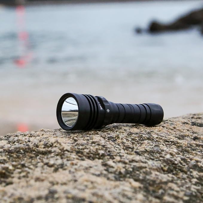 1800LM Dive Light Scuba Diving Flashlight,Super Bright Rechargeable Diving Flashlight With Magnetic Switch, 5 Modes Waterproof Underwater Light (100m/330ft) for Night Diving Underwater Photography
