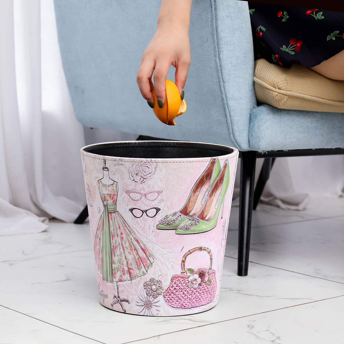 PU Leather Small Trash Can Wastebasket, Round Garbage Container Basket for Bathrooms, Laundry Room, Kitchens, Offices, Kids Rooms, Bedrooms,Dorms,Home Decorative Art Bin, 2.9 Gallon(Fashion Style)