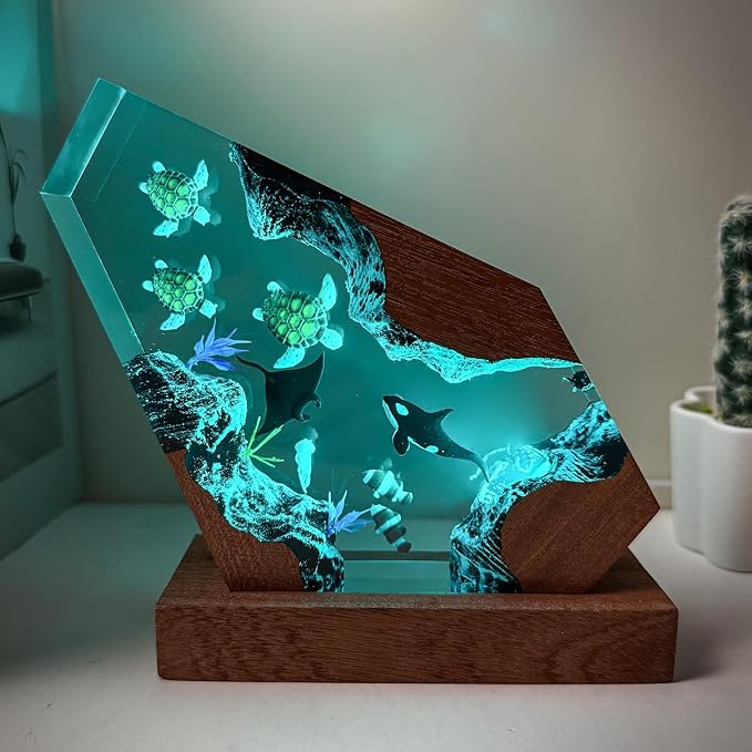 Killer Whale Ocean Resin Lamp, Handmade RGB Ocean Lamp with Wooden Base,Resin Art Lamp for Home Office Decor,Ocean Gifts for Women or Men,Unique Birthday Holiday Gifts for Mom Dad(L 10"X6")
