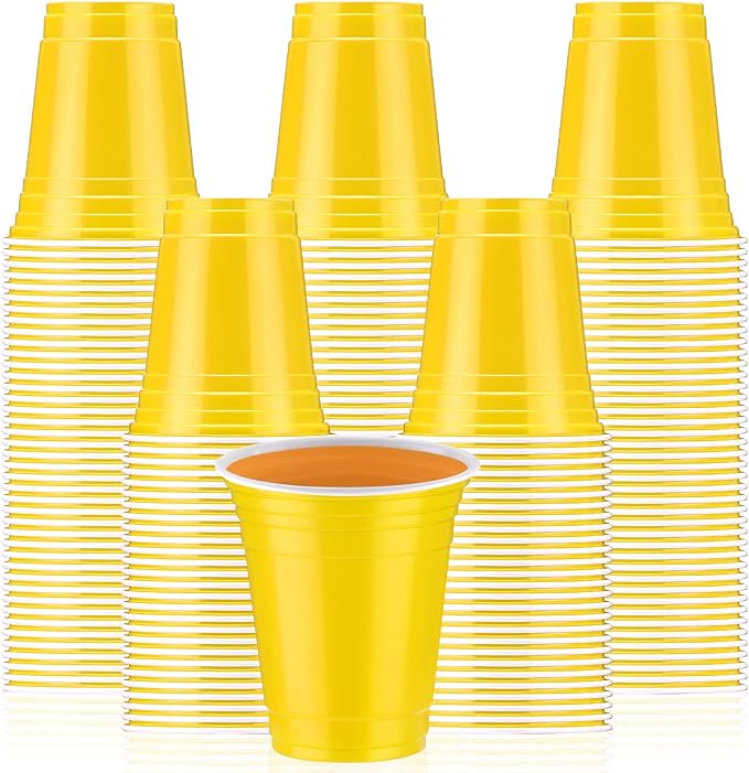 Sabary 100 Pack 12oz Plastic Cups Yellow Graduation Heavy Duty Drinking Disposable Cups with Lines for Beverage Holiday Wedding Camping Barbecues Birthday Party Outdoor Picnic(Yellow and White)