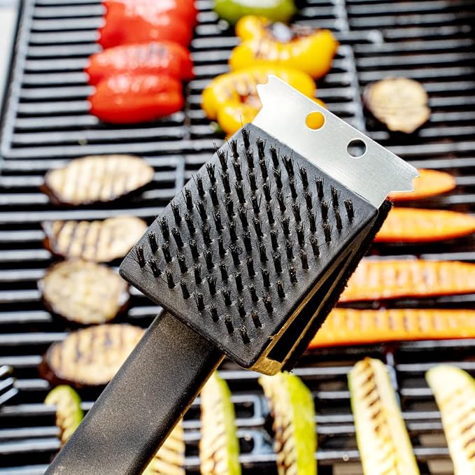 Restaurantware Met Lux 15-Inch Grill Brush 1 Durable Grill Cleaning Tool - Scraper Scouring Pad Matte Black Plastic Grill Accessory For All Types Of Grills