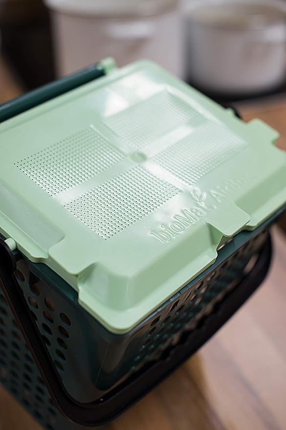 bioMat AirBox Compost Bin for Countertop with 2.6 Gallon Food Waste Bags (125 Bags), BPI Certified