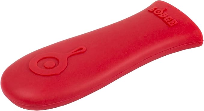 Lodge ACM10R41 Scrubbing pad, One, Red & Seasoned Cast Iron Care Kit