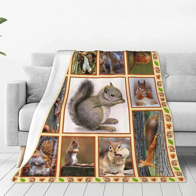 Cute Squirrel Decor Throw Blanket - Super Warm Soft Plush Lightweight Fleece Flannel Animals Blanket - Squirrels Gifts for Women, Girls, Boys, Men, Kids - Winter Couch Bedding - 40"X50"