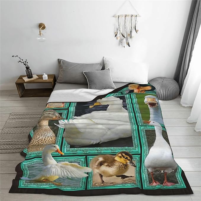 Duck Decor Throw Blanket - Super Warm Soft Plush Lightweight Fleece Flannel Goose Blanket Gifts for Girls & Boys, Kids to Adults - Winter Couch Bedding 60"X80"