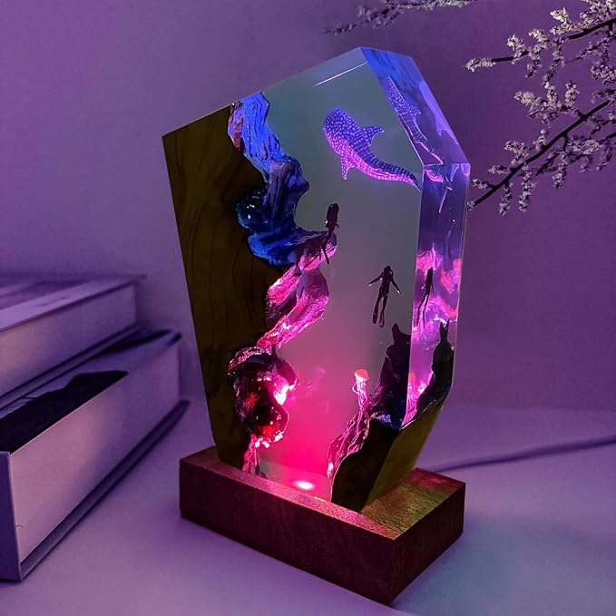 Whale Shark Resin Ocean Lamp, Handmade RGB Ocean Lamp with Wooden Base for Home Decor, Scuba Diving Gifts for Ocean Lovers,Unique Birthday Valentine's Day Gifts for Women & Men (S,6"x4")