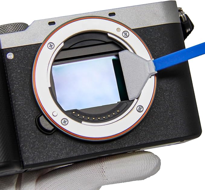 UES FFR24 Full Frame Camera Sensor Cleaning Kit: 14 x 24mm Sensor Cleaning Swabs and 15ml Sensor Cleaner Liquid Solution for Sony Nikon Canon Full-Frame DSLR & Mirrorless CMOS CCD