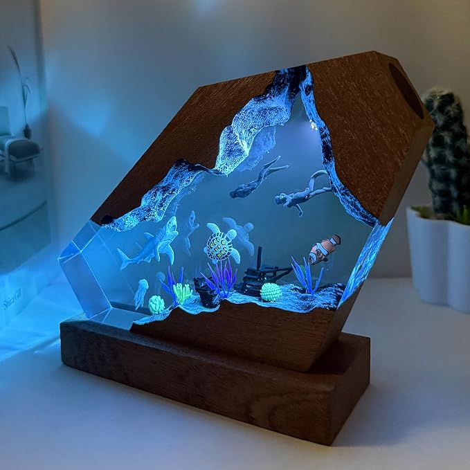 Shark Resin Lamp,USB Powered Resin Ocean Night Light with Wooden Base, Variable Lights,Shark Decor for Home Office, Scuba Diving Gifts for Ocean Lovers,Unique Gifts for Him &Her (S 6"X4")