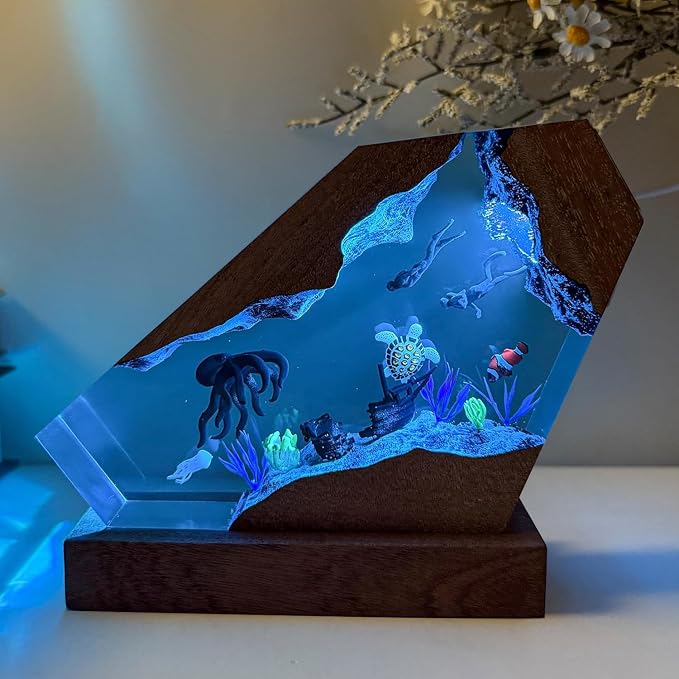 Octopus Ocean Resin Lamp, Handmade Wooden Table Resin Night Light, USB Port Art Ornaments for Home Office Decor, Scuba Diver Gifts for Birthday Holiday, Valentine's Day Gifts for Husband