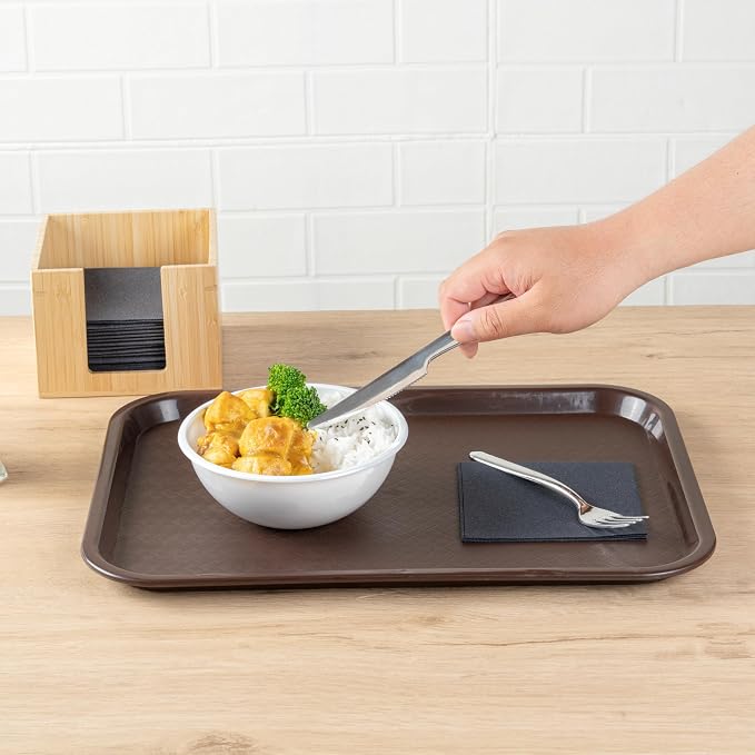 Restaurantware Moderna 7.3 Inch Disposable Knives 250 Recyclable Plastic Knives - Crack-Resistant For All Types Of Meals Silver Plastic Cutlery