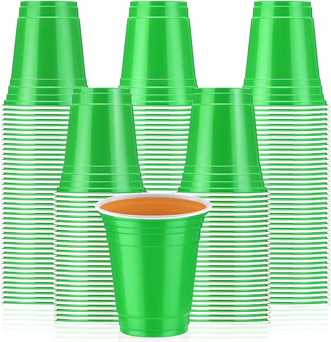Sabary 100 Pack 12oz Plastic Cups Green Graduation Heavy Duty Drinking Disposable Cups with Lines for Beverage Holiday Camping Barbecues Birthday Party Summer Outdoor Picnic(Green and White)