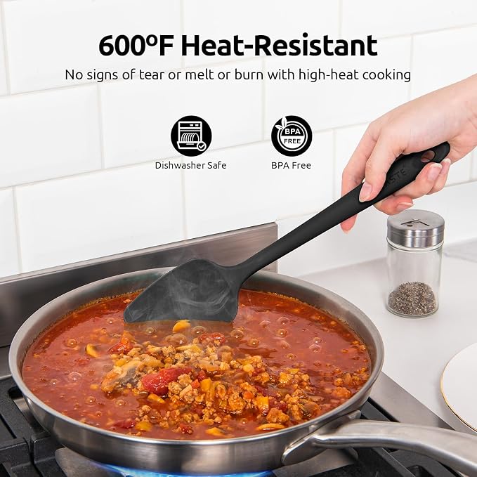 U-Taste 600ºF Heat Resistant Food Grade Silicone Spatula Set of 4, and 600ºF Heat Resistant Silicone Turners, 13.6in Long Solid & Slotted Kitchen Spatula (Black)