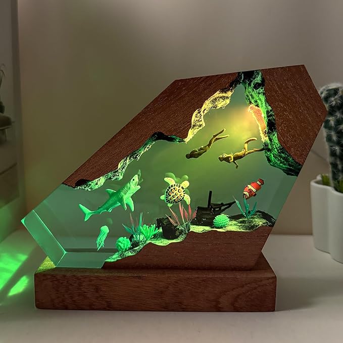 Shark Resin Lamp,USB Powered Resin Ocean Night Light with Wooden Base, Variable Lights,Shark Decor for Home Office, Scuba Diving Gifts for Ocean Lovers,Unique Gifts for Him &Her (S 6"X4")