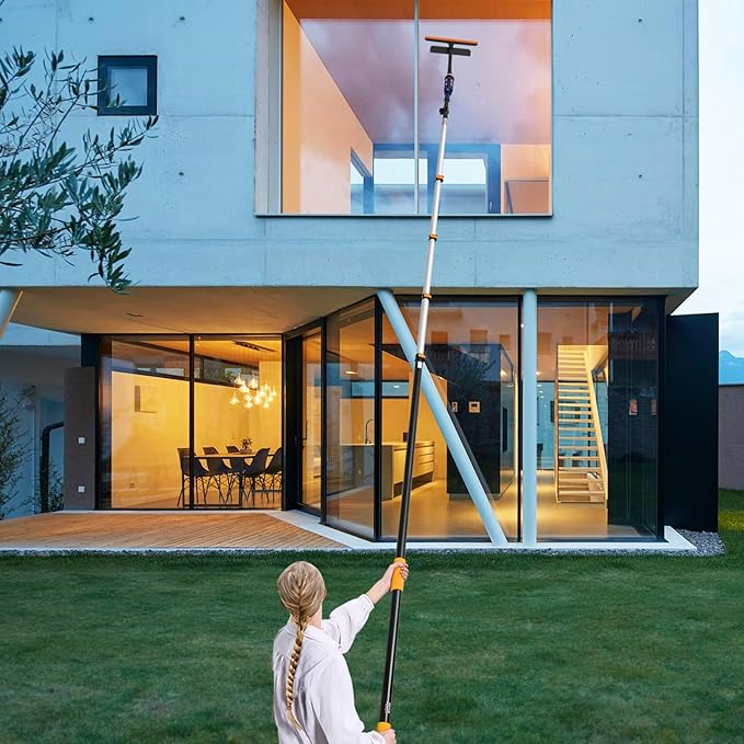 VEVOR Telescopic Extension Pole, 7-30 FT Multi-Purpose Extension Pole, Sturdy Aluminum Alloy Paint Extendable Pole with Flip-Lock Design, Telescopic Pole for Painting, Dusting and Cleaning