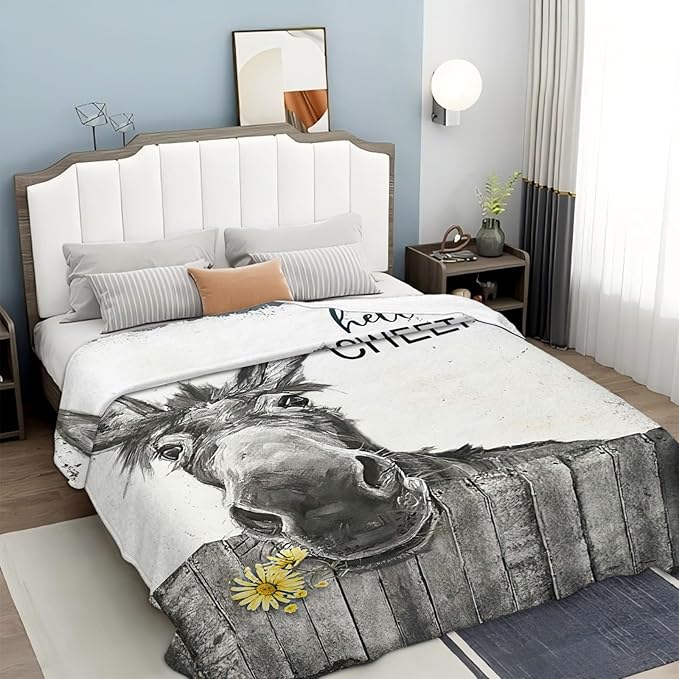 Tijuboni Funny Donkey Throw Blanket Donkey Gifts for Girls Boys Women Men Kids Adults Soft Flannel Fleece Blanket for Couch Sofa Bed Home Decor 40"x50"