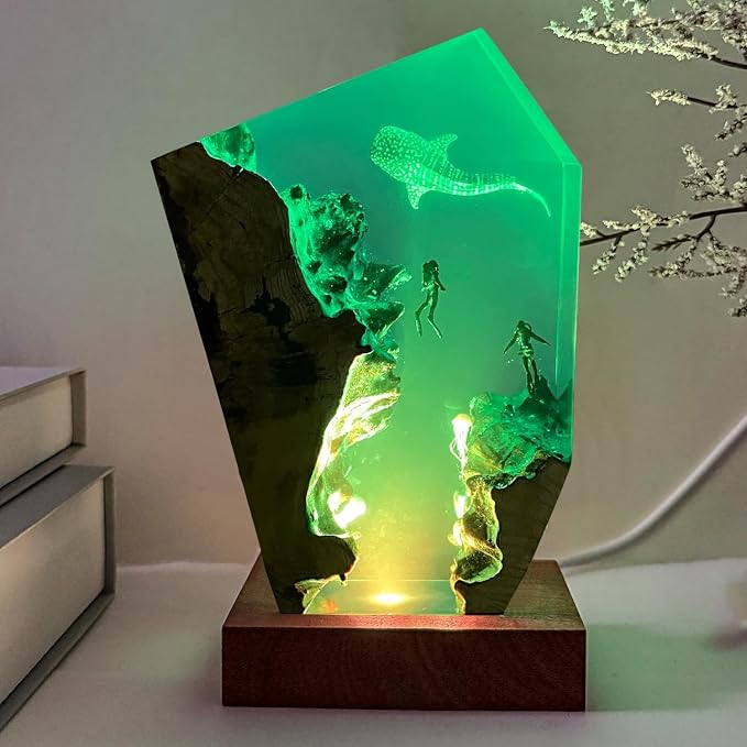 Whale Shark Resin Ocean Lamp, Handmade RGB Ocean Lamp with Wooden Base for Home Decor, Scuba Diving Gifts for Ocean Lovers,Unique Birthday Valentine's Day Gifts for Women & Men (S,6"x4")
