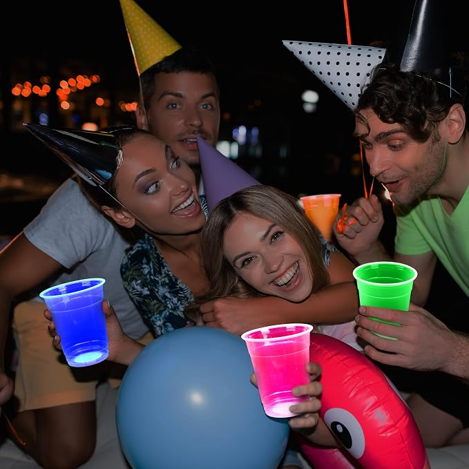 Kochorie 120 Pack 12 Oz Plastic Neon Cups Glowing Party Cups 4 Assorted Neon Colors Disposable Blacklight Party Light Up Cup for Birthday Party In The Dark Party Supplies