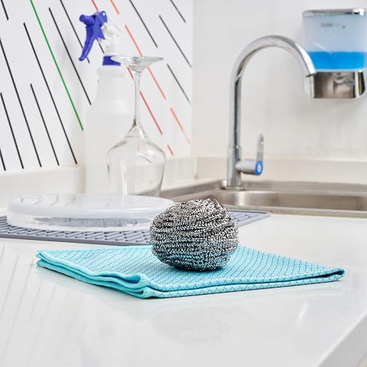 Restaurantware Stainless Steel Scrubber 100-Pack 3.15 x 3.15 x 1.97 Inches Rust-Resistant Metal Scouring Pad Durable Silver Scrub Pad for Pots and Pans Grill Cleaning Scrubber Commercial Kitchen Use