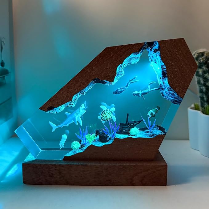 Shark Resin Lamp,USB Powered Resin Ocean Night Light with Wooden Base, Variable Lights,Shark Decor for Home Office, Scuba Diving Gifts for Ocean Lovers,Unique Gifts for Him &Her (S 6"X4")