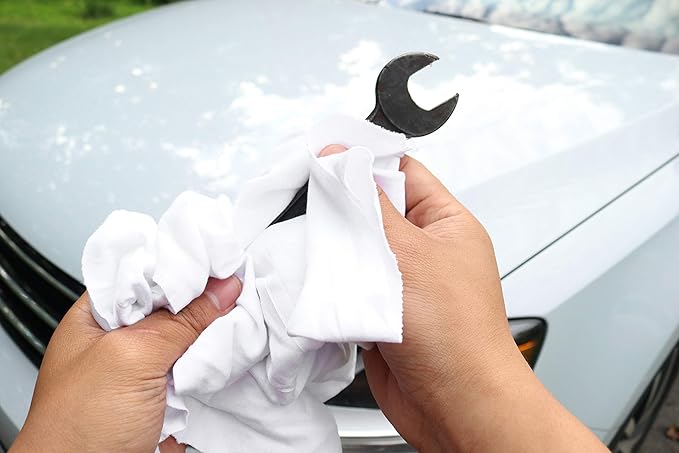 Arkwright W43 Cotton Tshirt Rags - 5 lb Bag - (Pack of 8) Soft Lint Free Cloths for Cleaning, Streak & Scratch-Free, Professional Grade Bulk Wiping Towels for Polishing, Painting, and Staining, White