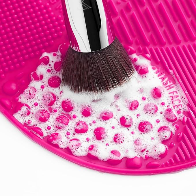 Sigma Beauty Sigma Spa® Express Brush Cleaning Mat (Pink) — Silicone Makeup Brush Cleaning Mat with Suction Cups for Cleaning Makeup Brushes, Compact Design Fit for Any Travel Makeup Kit