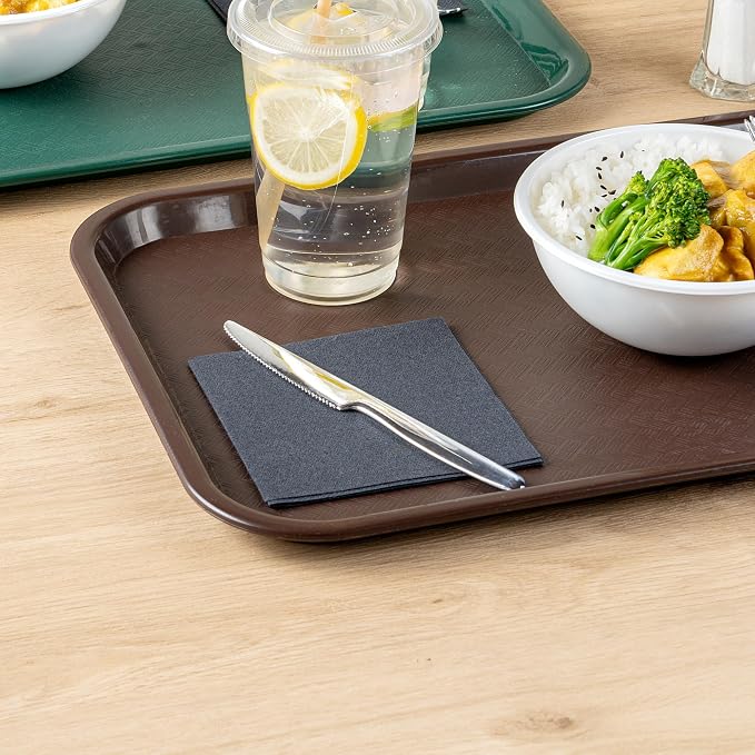Restaurantware Moderna 7.3 Inch Disposable Knives 250 Recyclable Plastic Knives - Crack-Resistant For All Types Of Meals Silver Plastic Cutlery