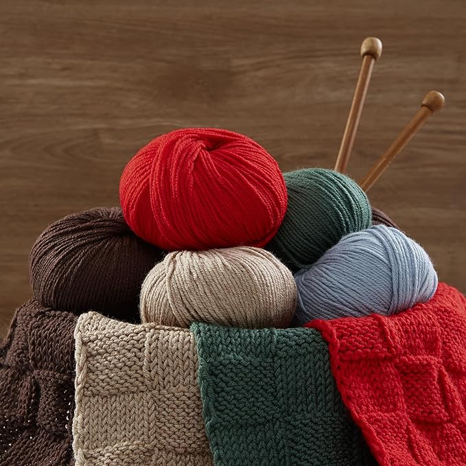 100% Merino Wool Yarn, 6-Ply Luxurious and Soft Yarn for Hand Knitting & Crocheting, 1.76 OZ/50g, 127 yds/116 Meters(Bright Red, 1 Ball)